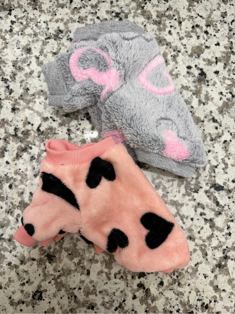 Plush Pet Sweaters with Heart Print. XXS